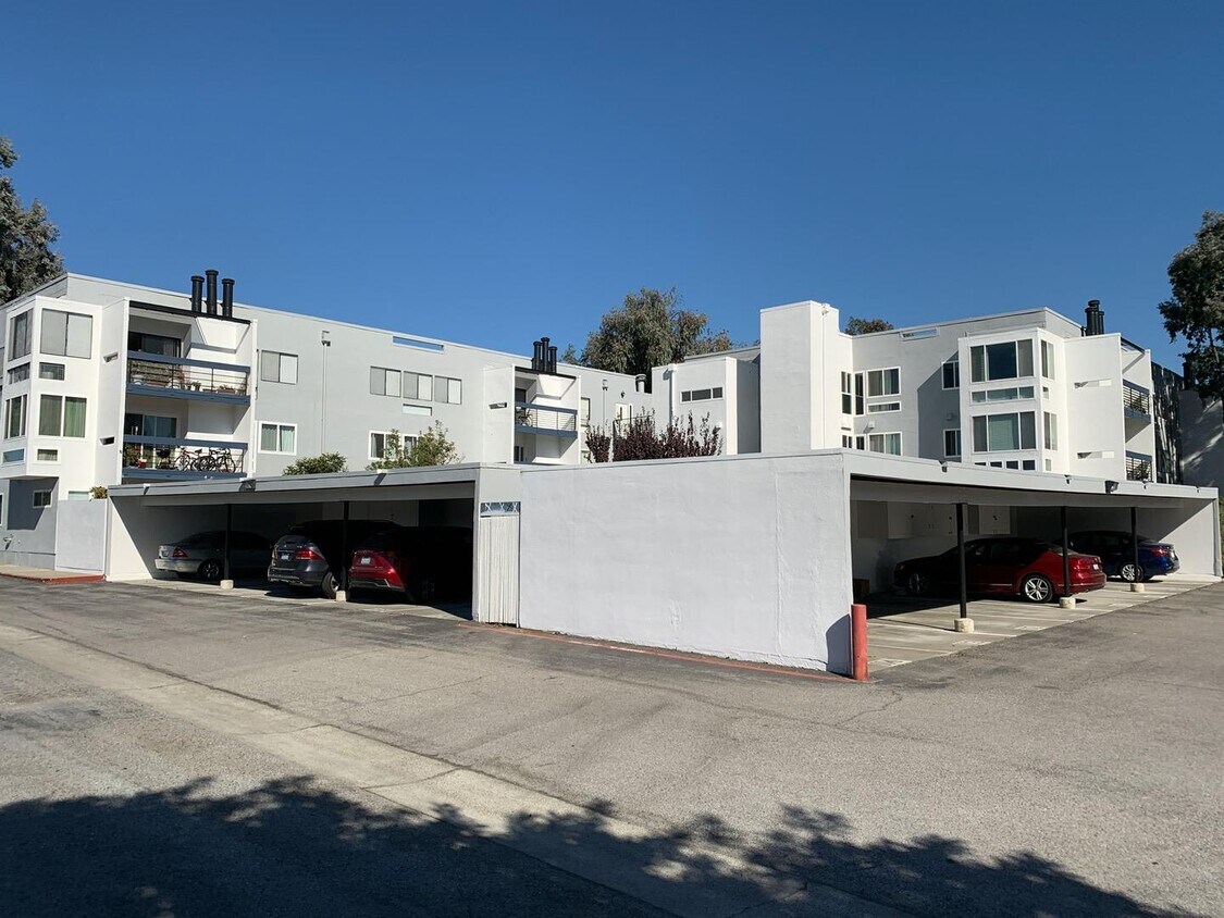 Primary Photo - 1091 Shell Blvd