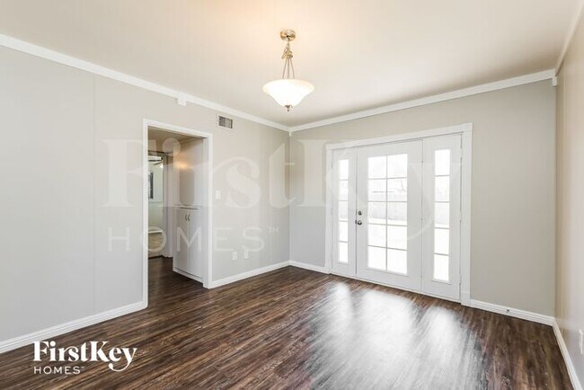 Foto del edificio - 2025 West Campbell Ave