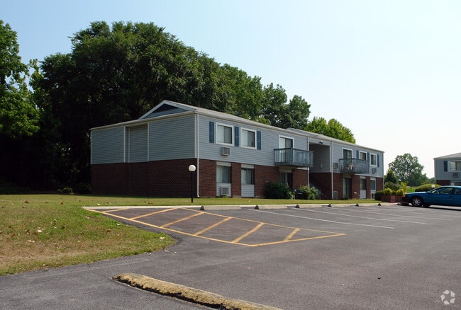 Building Photo - Hopewell Manor Apartments