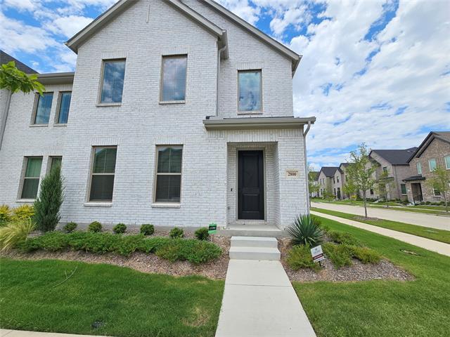 Building Photo - 2800 Jacaranda Dr