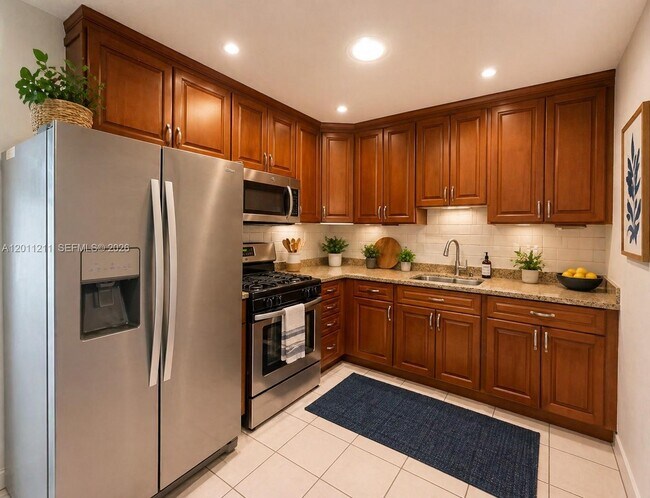 Foto del edificio - 526 E 54th St