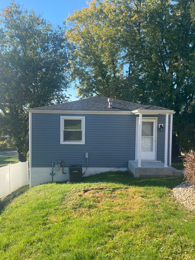 Primary Photo - SUPER CUTE 1 BEDROOM/1 BATH HOME IN NORTH ...
