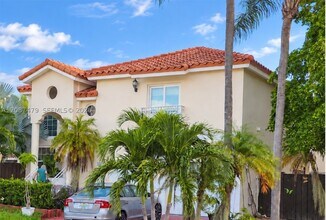 Building Photo - 4631 SW 154th Ct