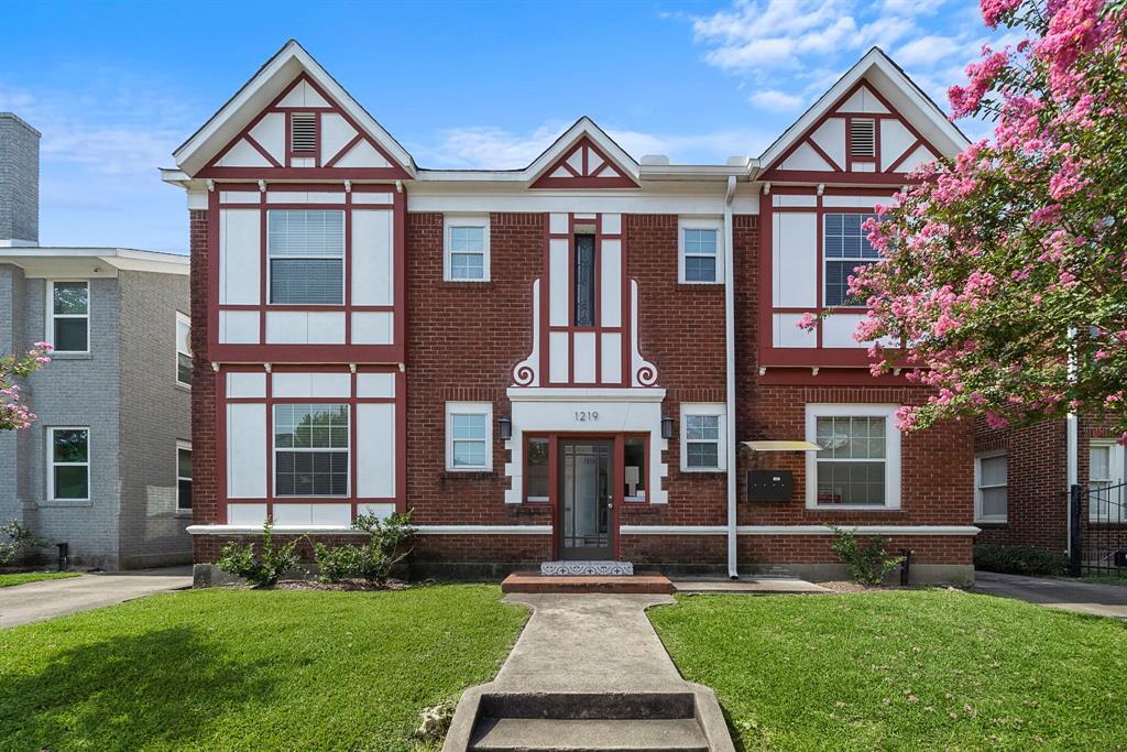 Primary Photo - 1219 W Gray St