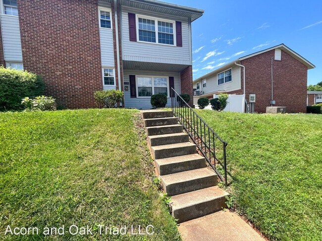 Foto del edificio - 2 br, 2.5 bath House - 4746 Champion Court