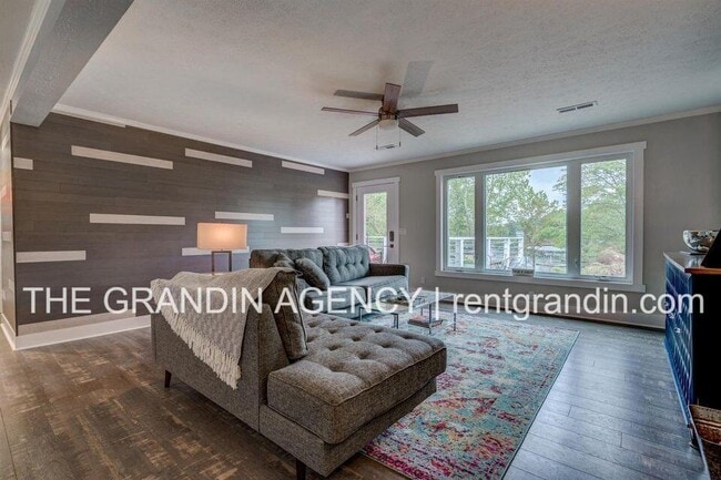 Building Photo - 1684 Dudley Amos Rd