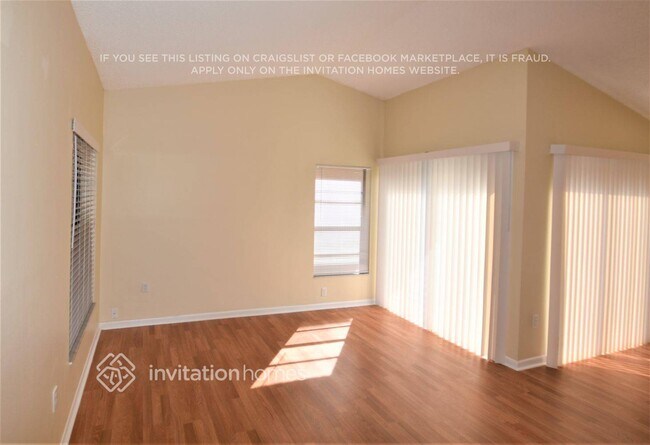 Foto del edificio - 14710 Cedar Creek Pl