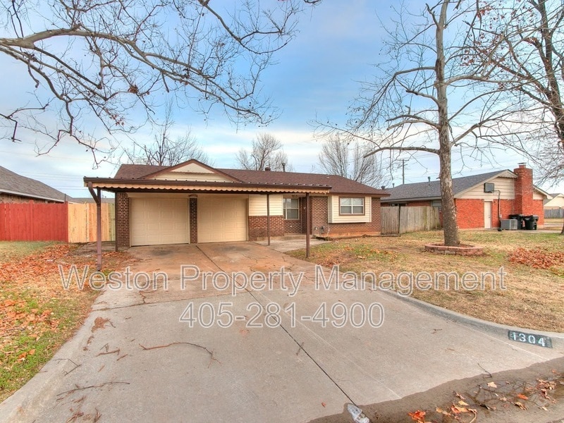 Primary Photo - 1304 Regency Blvd