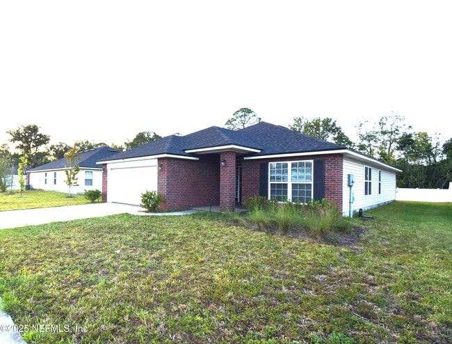 Foto del edificio - 7285 Gateway Ct