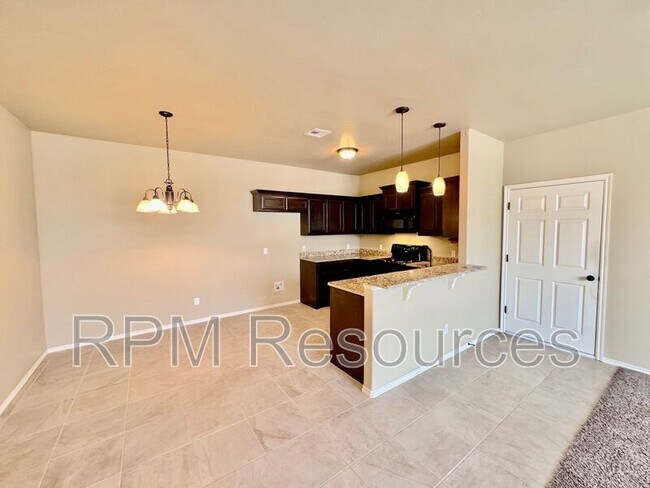 Building Photo - 177 Bison Ct Way