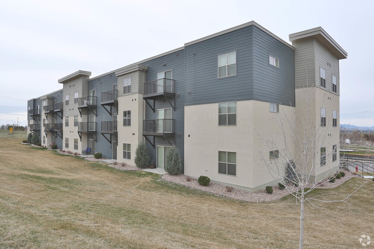 Station Square Apartments Roy, UT