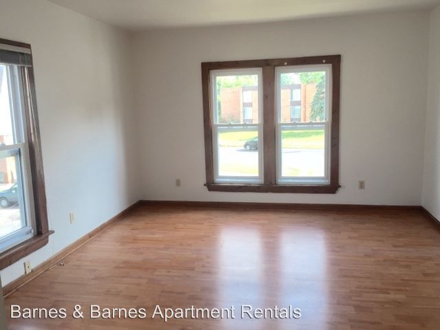 Building Photo - 302 N Normal St