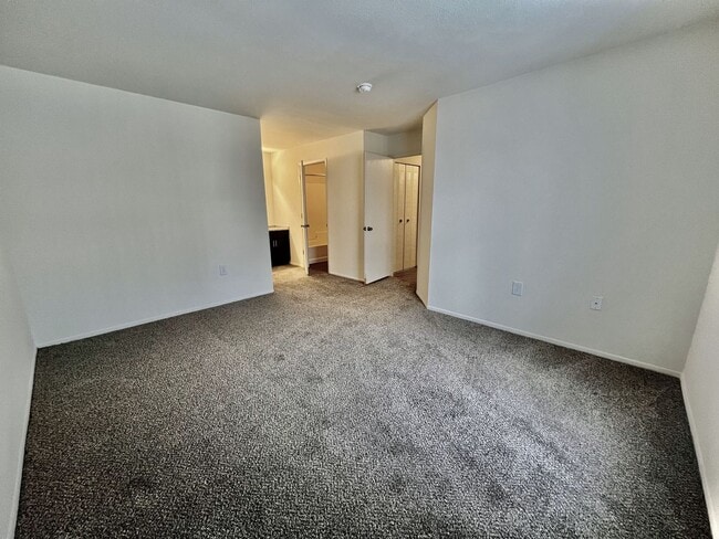 Interior Photo - Meadowood Park of Wixom