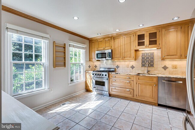 Foto del edificio - 6867 Williamsburg Pond Ct