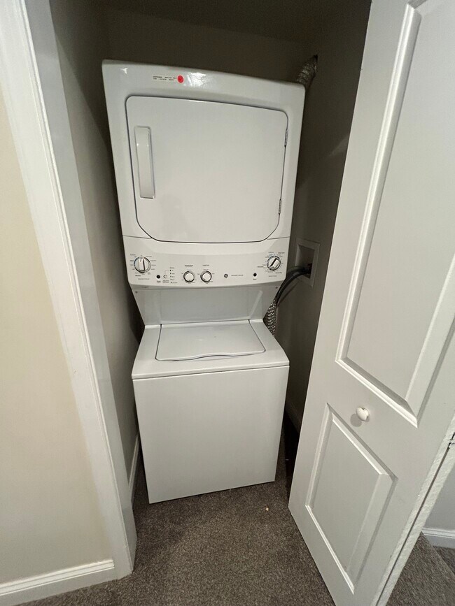2nd Floor Washer/Dryer Unit - 2917 W Susquehanna Ave