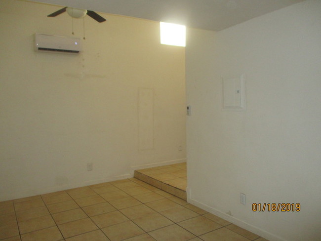 Building Photo - 1 E. Navajo Road #15