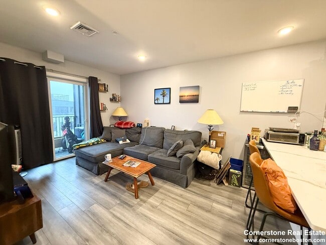 Photo - SOUTH BOSTON LUXURY BUILDING - ELEVATOR - ROOFDECK - GARAGE PARKING AVAILABLE Apartment