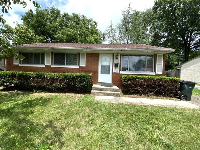 Welcome to Blueberry Hills located off Nicholasville Rd 20260615 - Welcome to Blueberry Hills located off Nicholasville Rd 20260615 House