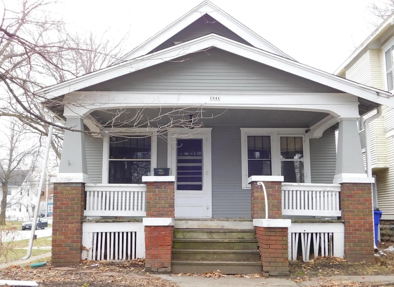 Primary Photo - 1841 Grande Ave SE