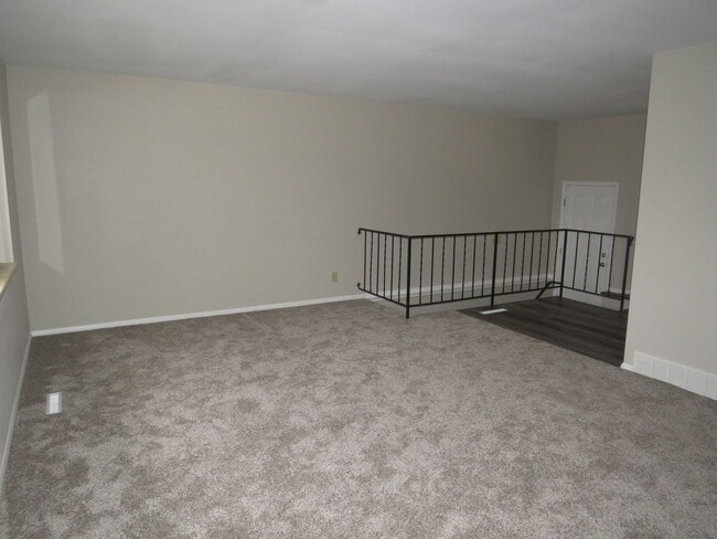 Building Photo - Welcome to this newly updated 4-bedroom, 2...