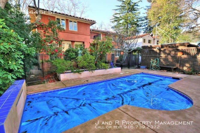 Foto del edificio - 3/4 bed 4 bath fab 40s