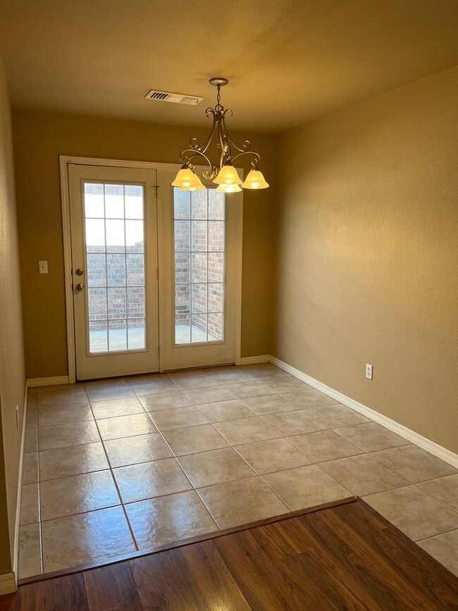 Building Photo - 2800 Steves Way