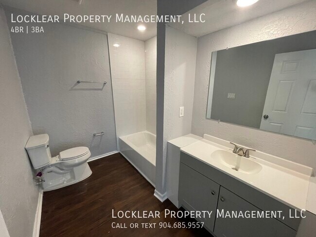 Foto del edificio - 1028 Saint Clair St. Jacksonville, FL  32254