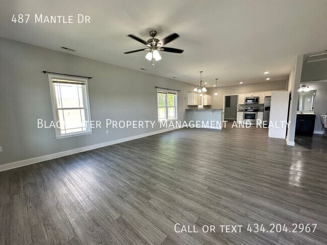 Photo - 487 Mantle Dr House