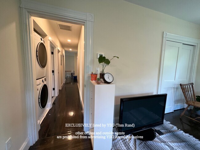 Foto del edificio - 193 Cypress St