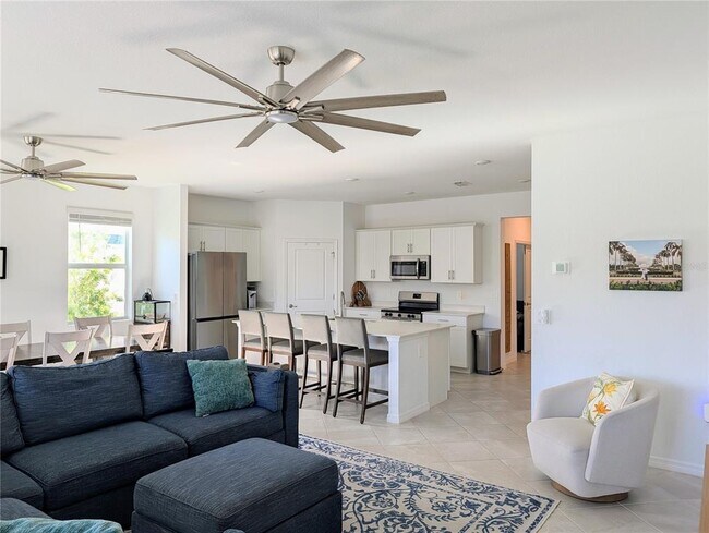 Building Photo - 11296 Pinot Dr