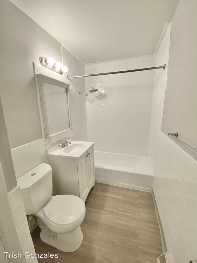Foto del edificio - 2 br, 1 bath House - 1695 S Raritan Street
