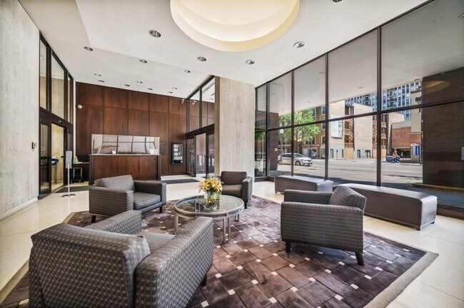 Foto del edificio - 1636 N Wells St
