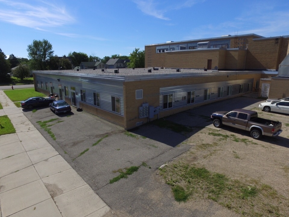 Primary Photo - Crookston 11 Plex