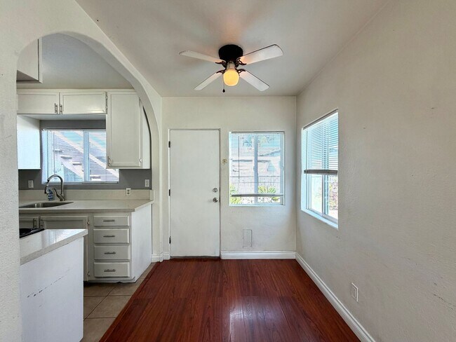 Foto del edificio - Now available 1bed/1bath unit in Normal Heights!
