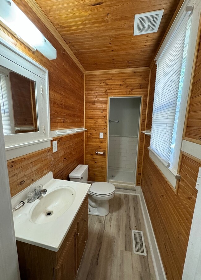 Building Photo - 511 E Jefferson Ave Building Photo - 511 E Jefferson Ave