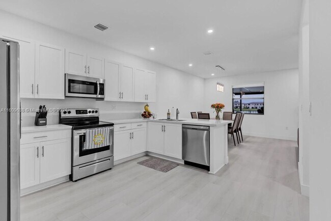 Foto del edificio - 10254 SW 228th Terrace