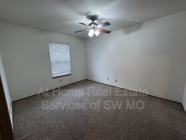 Foto del edificio - 871 N 22nd St