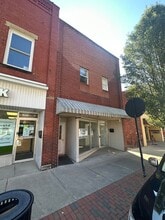 Building Photo - 112 S Broad St