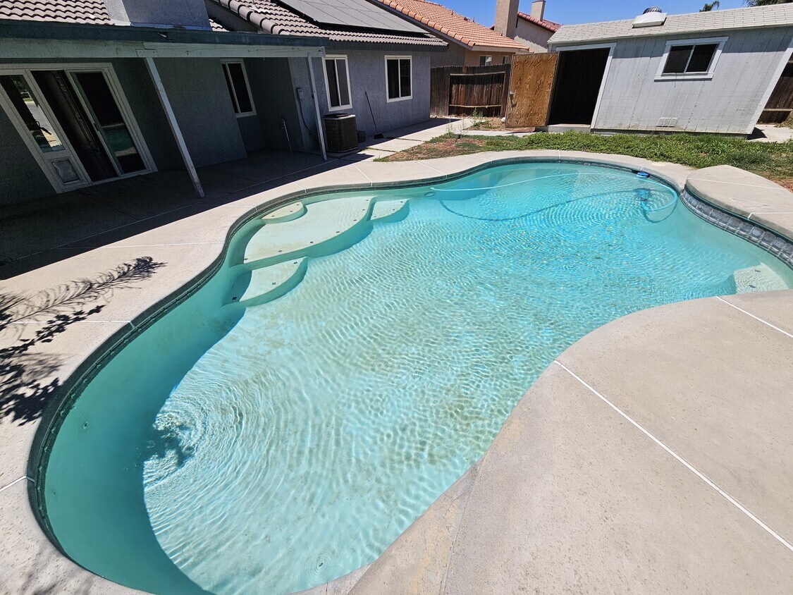Foto principal - 5400 Sugar Pine Dr
