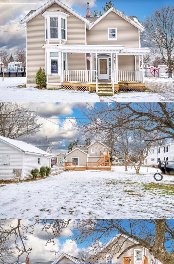 Primary Photo - 516 E Grand River Ave