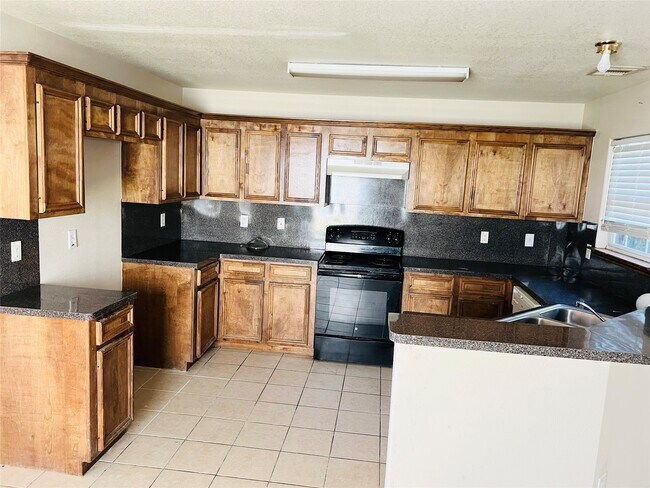 Foto del edificio - 4205 Clover St