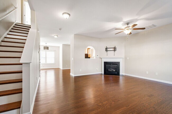 Foto del edificio - Refined Living: 3BR Townhome in Morrisville’s Keystone Park!