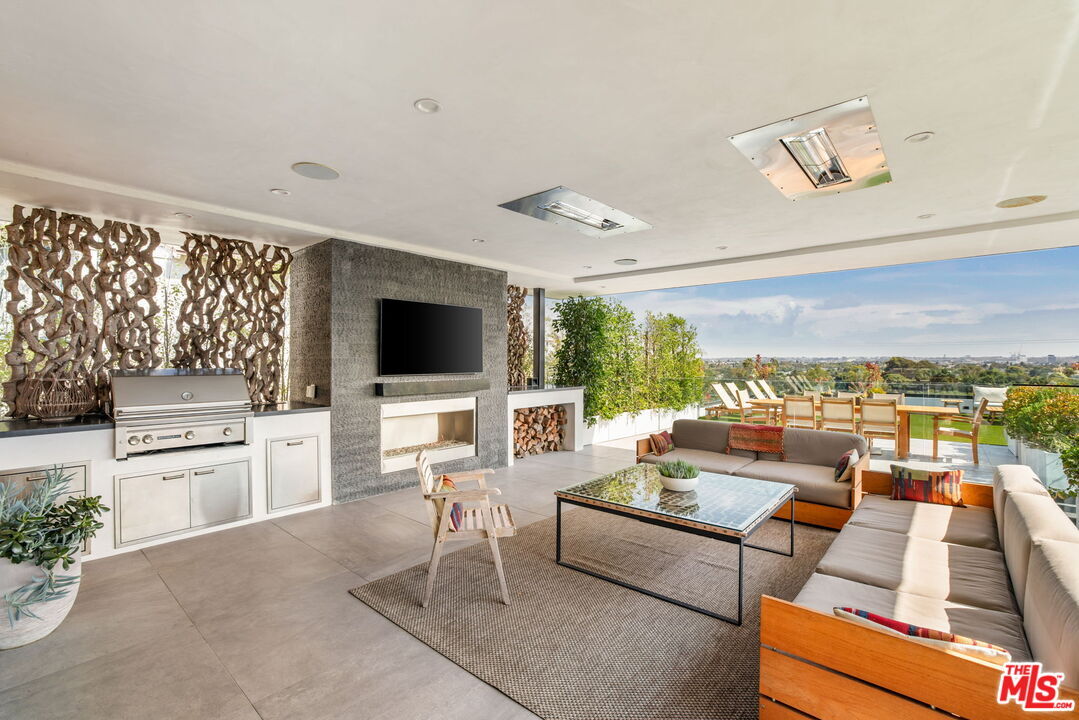 Foto principal - 2120 Marine St