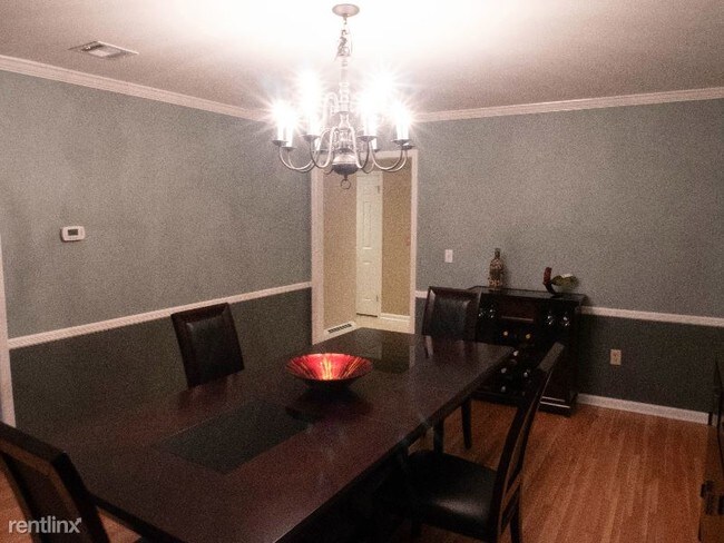 Foto del edificio - 4 br, 2.5 bath House - 50 Kevin Dr