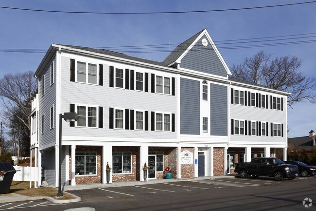 Building Photo - 1429 Main St
