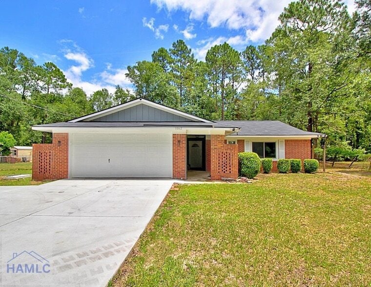 Primary Photo - 1062 Kelly Dr