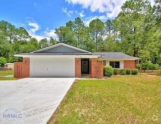 Building Photo - 1062 Kelly Dr