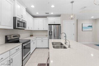 Building Photo - 2343 Sheen Ln