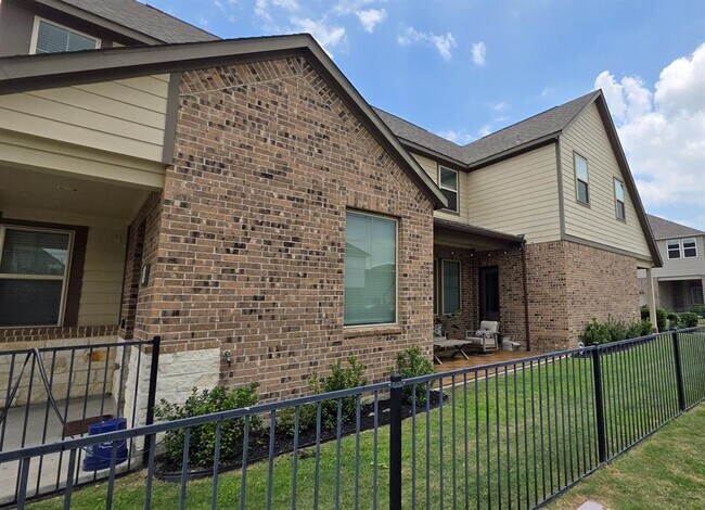 Foto del edificio - 9523 Caddo Ridge Ln
