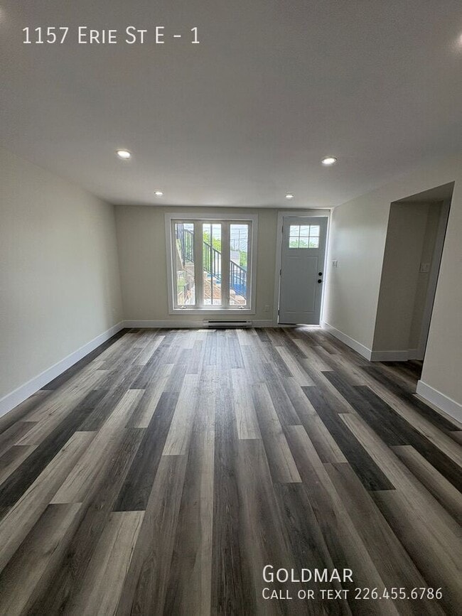 Building Photo - Amazing Two Bedroom Main Floor Unit